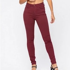 Judy Blue Jeans, High Rise, Skinny Fit, Wine 16W
